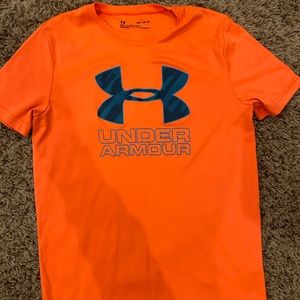 Bundle - youth Medium UA t-shirts